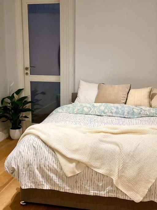 2Bdr Modern Apartment In Hammersmith West London Ngoại thất bức ảnh
